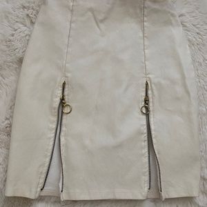 Ivory mini skirt